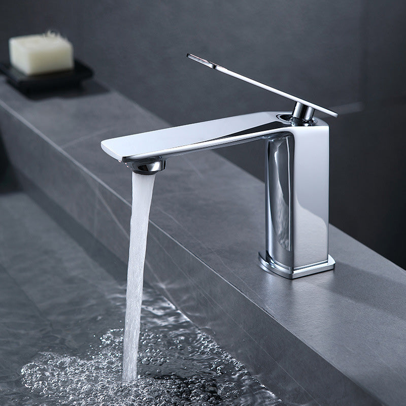 Contemporary High-Ranking Brass Body 304 Stainless Steel Mixer Water Bathroom Bssin Faucet 現代简约款不鏽鋼浴室面盤冷热龍頭 全銅精鑄工藝陶瓷閥芯5119