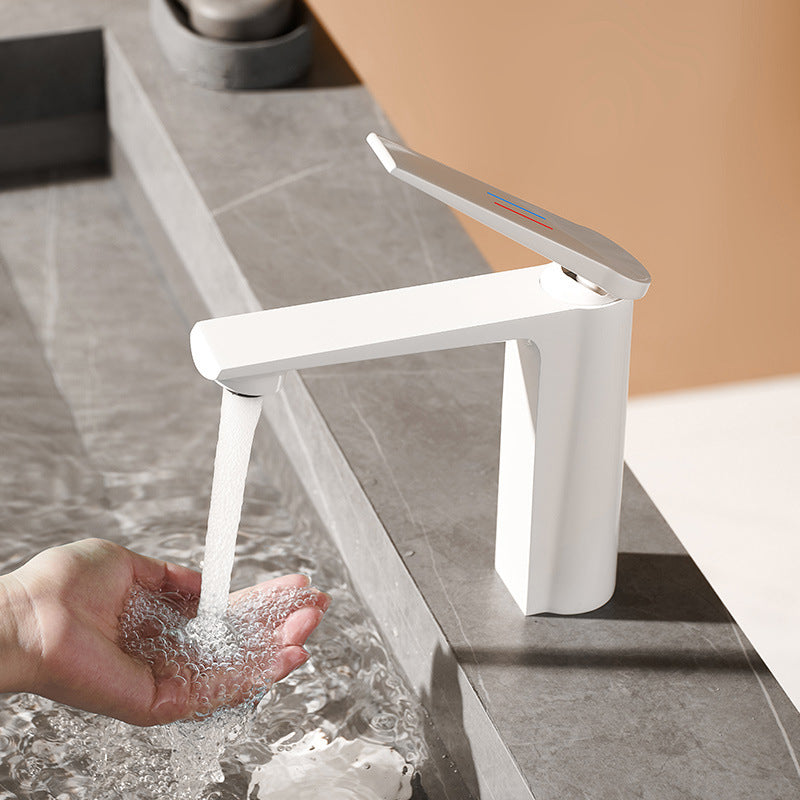 Contemporary High-Ranking Brass Body 304 Stainless Steel Mixer Water Bathroom Bssin Faucet 現代简约款不鏽鋼浴室面盤冷热龍頭 全銅精鑄工藝陶瓷閥芯BB-5131