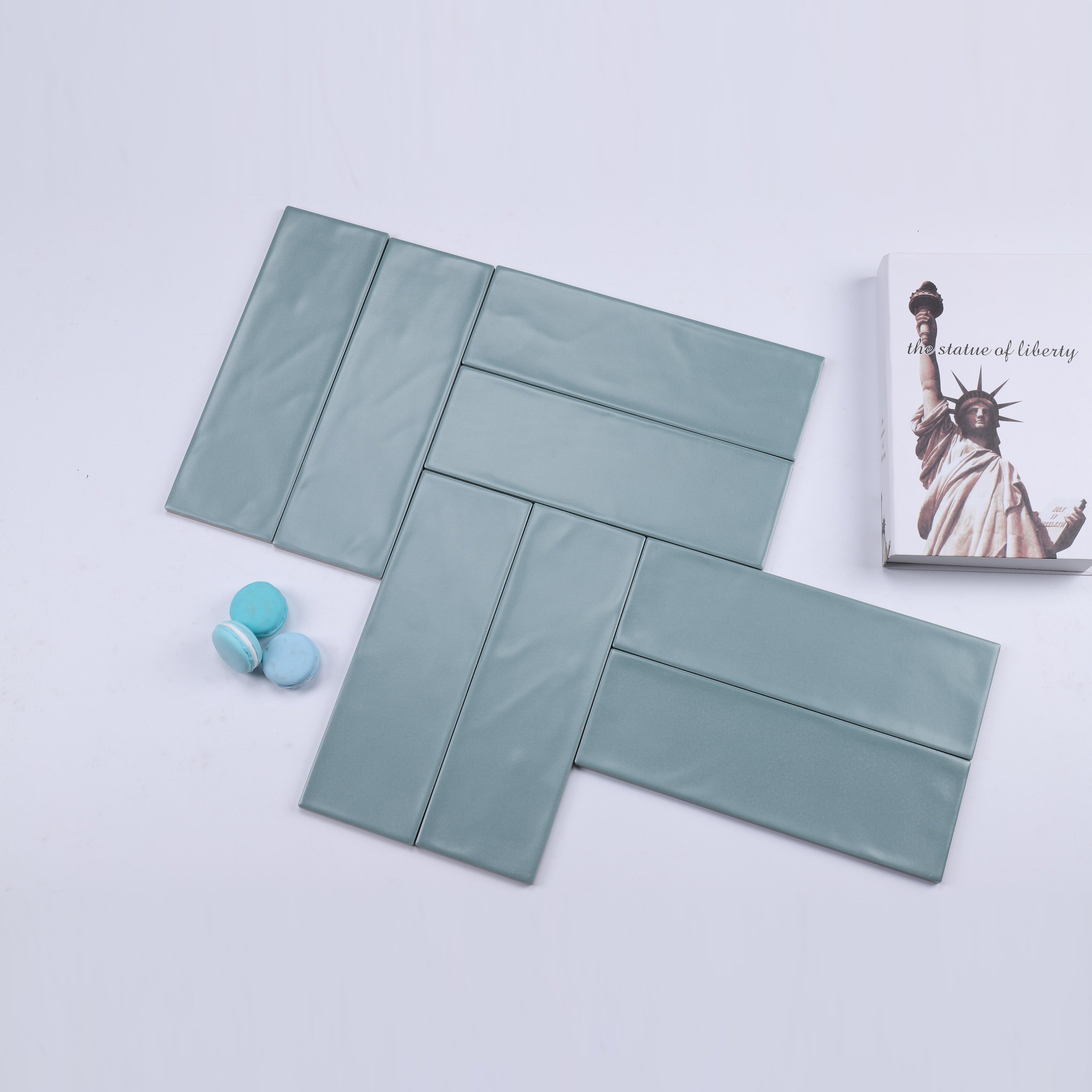 中國佛山瓷磚 China Foshan Basics 馬卡龍多彩純色啞光墻磚 MKL003淺綠10×30cm