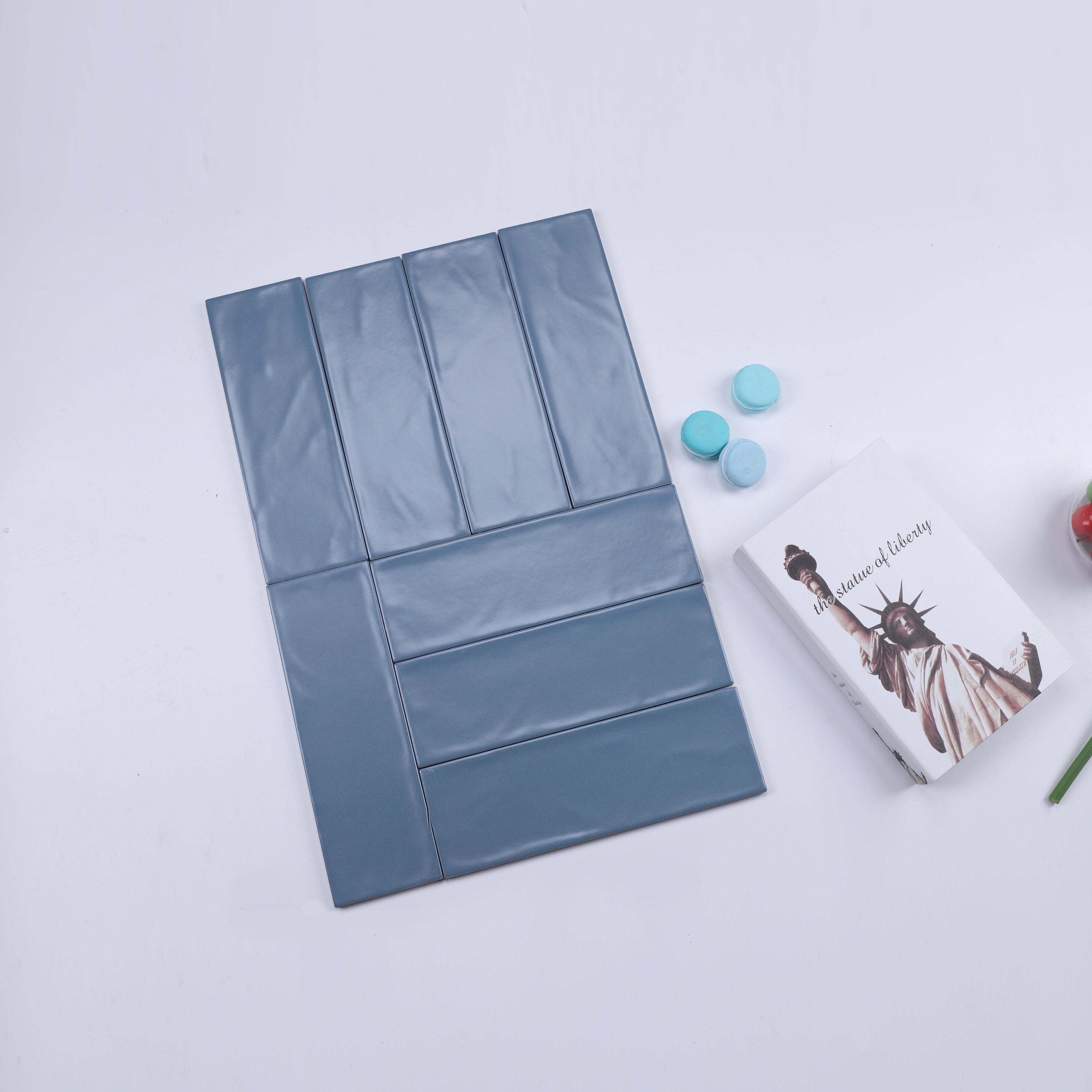 中國佛山瓷磚 China Foshan Basics 馬卡龍多彩純色啞光墻磚 MKL009深藍10×30cm