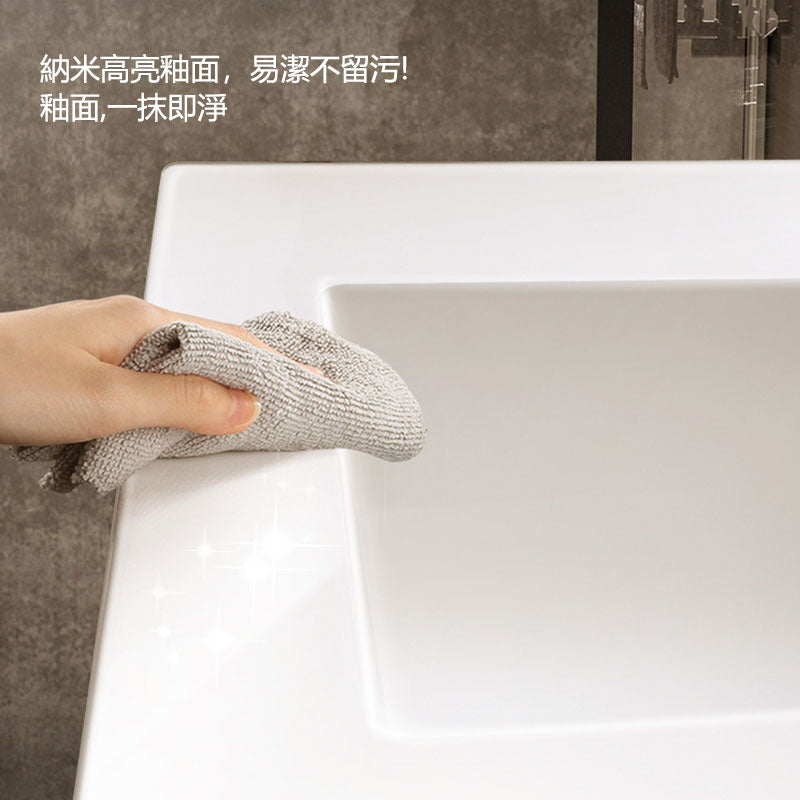 白色浴室櫃 智能鏡櫃 陶瓷洗手盆 黑色抽拉水龍頭 實木夾板櫃體